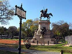 Plaza Italia in Buenos Aires.jpg